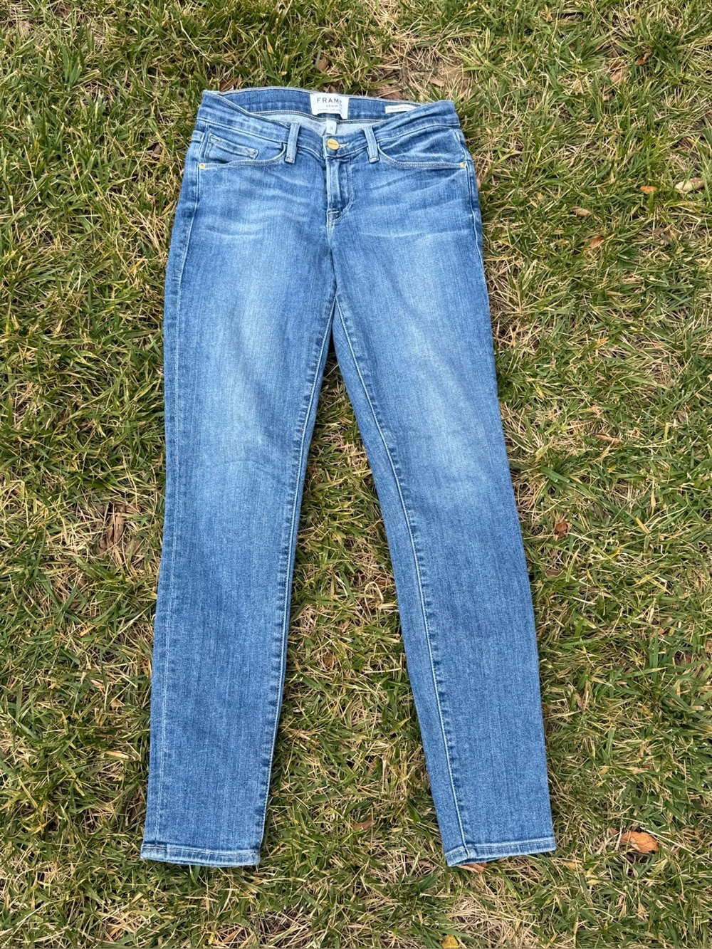 FRAME Denim "Le Skinny de Jeanne Crop" - jeans size 26